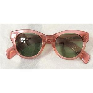 NWOT WILDFOX Monroe Sheer Pink Frame SUNGLASSES Classic Fox 94036